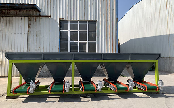 飼料稱重配料設備 養殖戶的智能飼養好幫手